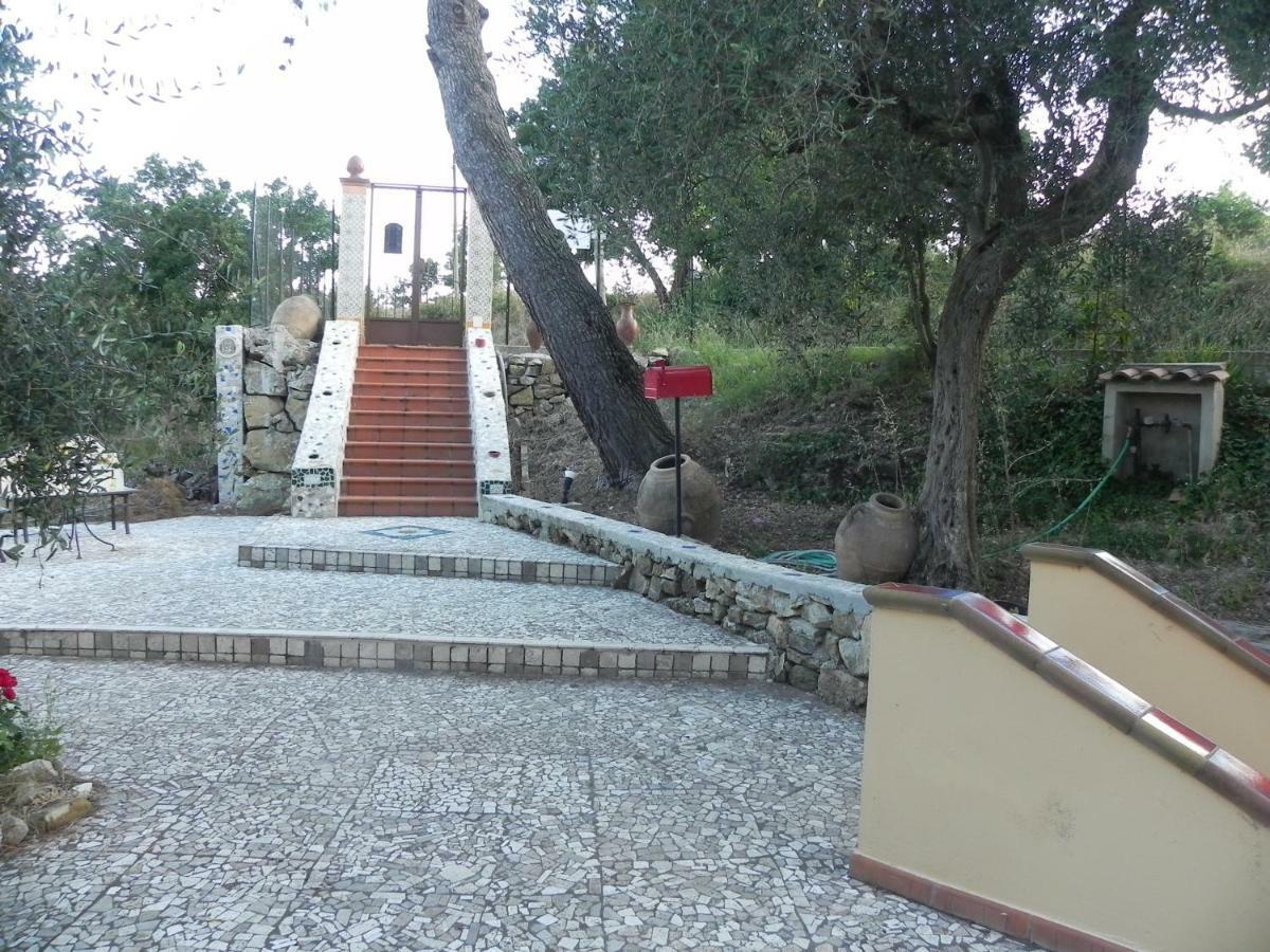 Agriturismo B&B Il Rifugio Di Nino Contursi Dış mekan fotoğraf